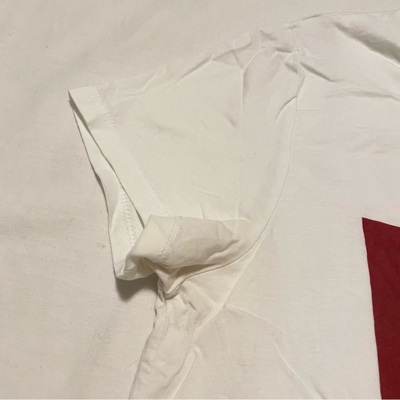 Levi's White T-Shirt Women’s Size Medium - Picture 6 of 16